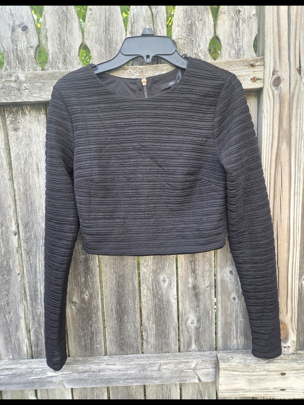 Forever 21 Black Ribbed Long-Sleeve Crop Top